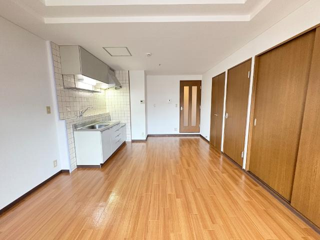 ロイヤルタムラさくら館の居間・リビング|リビング（イメージ）