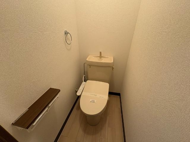 ロイヤルタムラさくら館のトイレ|シャワー付トイレ（イメージ）