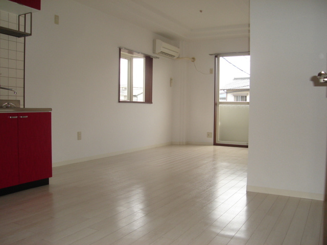 エスポワール祇園A・Bの居間・リビング|リビング