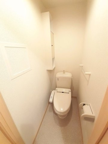 アルコバレーノのトイレ|清潔感のあるトイレです