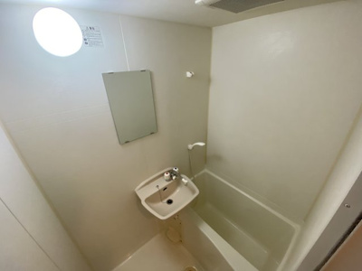 【浴室】 | メゾン・ヤンⅡ | 別部屋写真参考