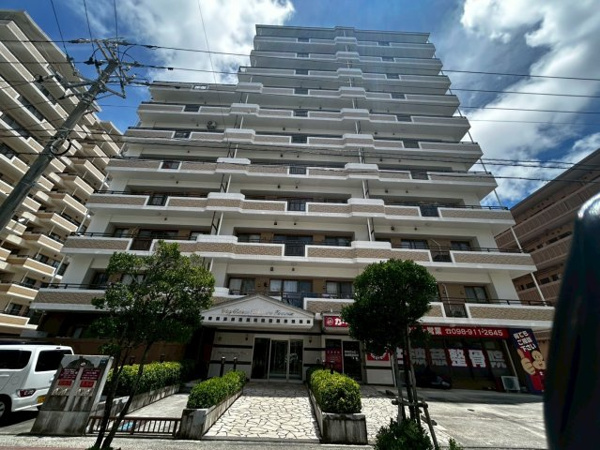 ウィングシャトー古波蔵公園前の画像