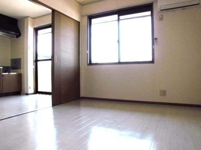 【洋室】 | パークロイヤルＢ | ※同タイプの別の部屋の写真です。