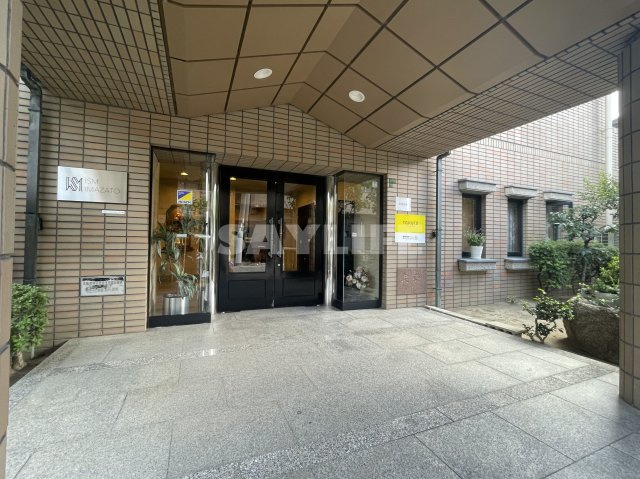 ISM今里のエントランス