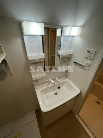 ISM今里の独立洗面台