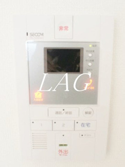 【セキュリティ】 | リブリ・モア | モニター付きインターフォンです。