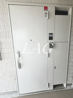 【玄関】 | リブリ・モア | 玄関です。