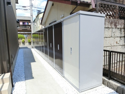 【ロビー】 | 大和 Ⅲ | 外部物置