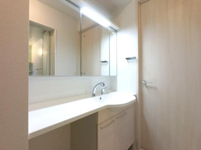 【洗面所】 | 大和 Ⅲ | 三面鏡（整理棚付き）洗髪洗面化粧台