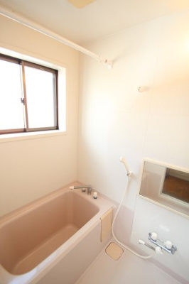 【浴室】 | メゾン・ド・ブランシェ | 他のお部屋のお写真です