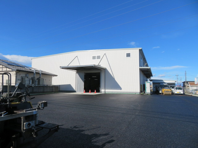 本庄市若泉３丁目の倉庫