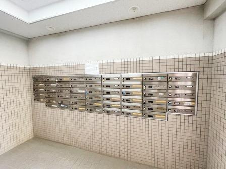 コーポレート浦和別所のエントランス