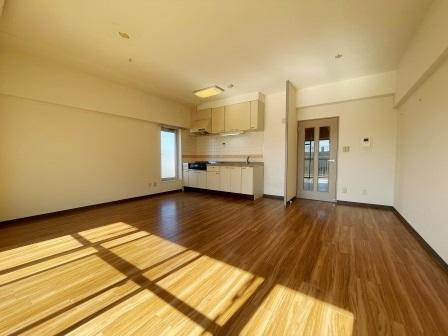 コーポレート浦和別所の居間・リビング