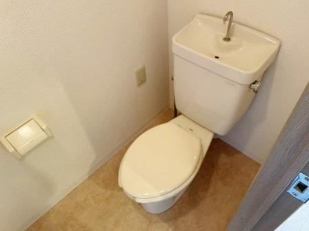 コーポレート浦和別所のトイレ