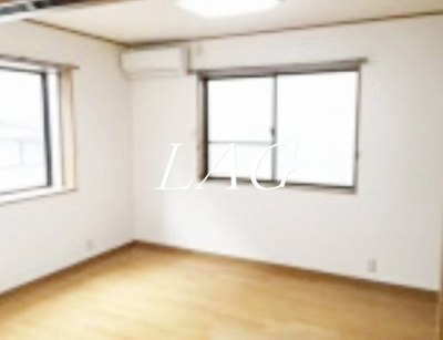 【居間・リビング】 | ファミーユカネコⅡ | 洋室のお部屋です。