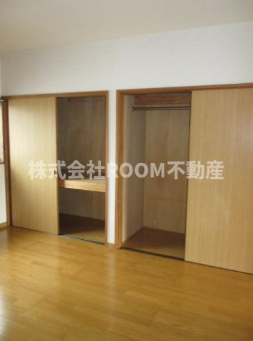 長倉貸家の収納