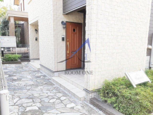 プラシード　アイのエントランス|エントランスです。