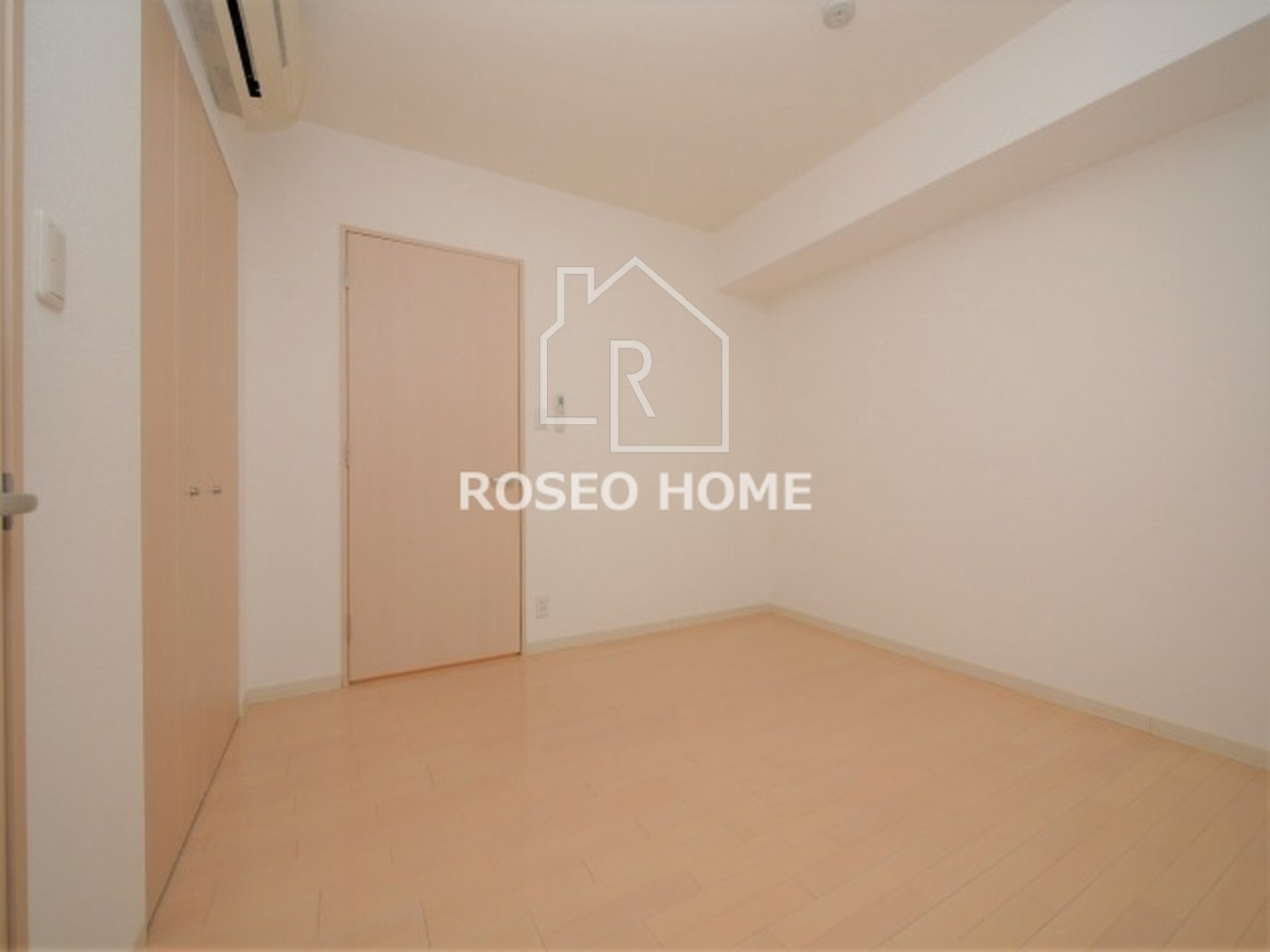 OCEAN松屋町の居間・リビング