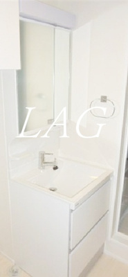 【洗面所】 | マトーニ　ロッシ | 独立洗面台です。