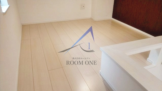 カレッジヒルズ小竹向原の居間・リビング|洋室のお部屋です。