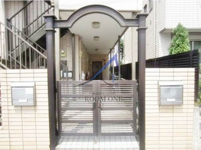 メゾン・ド・ファミールⅠのエントランス|エントランスです。