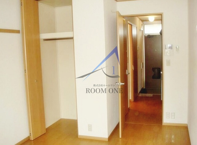 コスモキャッスルの居間・リビング|洋室のお部屋です。