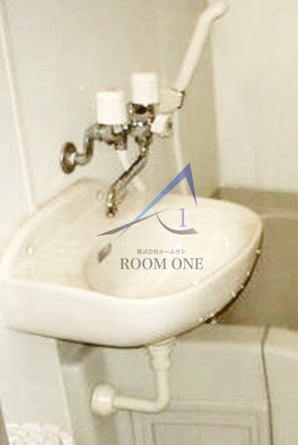 コスモキャッスルの洗面所|洗面台です。