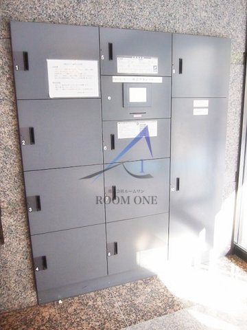 ルーブル南池袋のその他共用部分|宅配ボックスです。