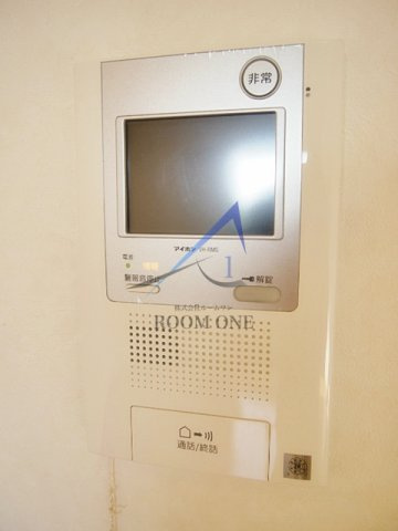 ルーブル南池袋のセキュリティ|モニター付きインターホンです。