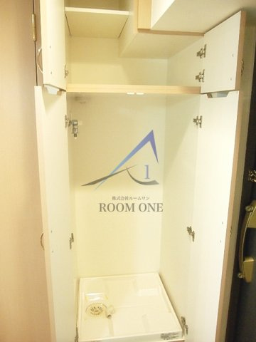 ルーブル南池袋の設備|洗濯機置き場です。