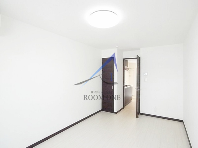 ラ・アヴェニール東武練馬の居間・リビング|洋室のお部屋です。