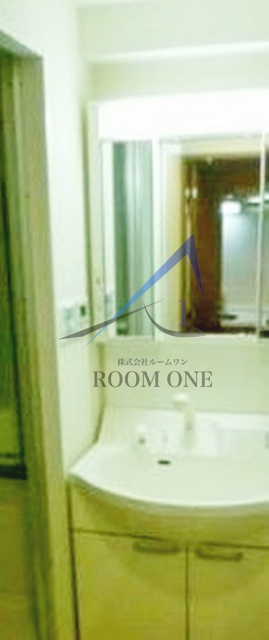 スカイコートヌーベル中村橋の洗面所|独立洗面台です。