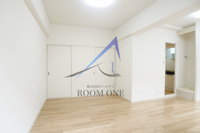 音羽ホームズの居間・リビング|洋室のお部屋です。