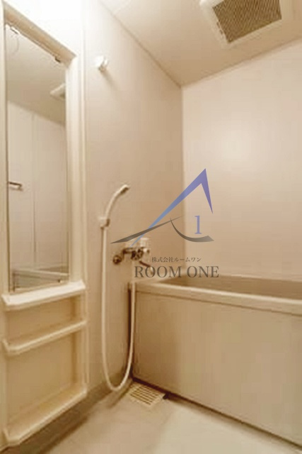 エステージ六義園の浴室|お風呂です。