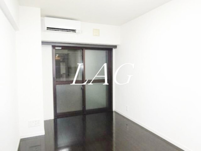 【居間・リビング】 | トーシンフェニックス日本橋兜町弐番館 | 洋室のお部屋です。