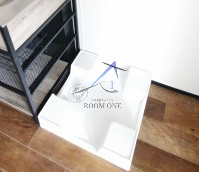 杉田ハイツ西大井の設備|洗濯機置場です。