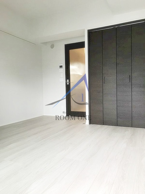 コンフォルト芝公園の居間・リビング|洋室のお部屋です。