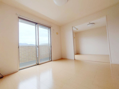 【居間・リビング】 | サンシャイン・ヒルズ