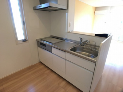 【キッチン】 | クレインⅠ | ＩＨ・浄水器（別途契約）付き対面キッチン