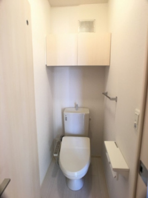 【トイレ】 | クレインⅠ | 温水洗浄暖房便座のトイレ