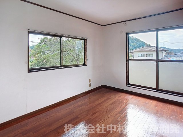 岩古曽貸家の洋室