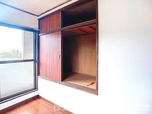 岩古曽貸家の収納