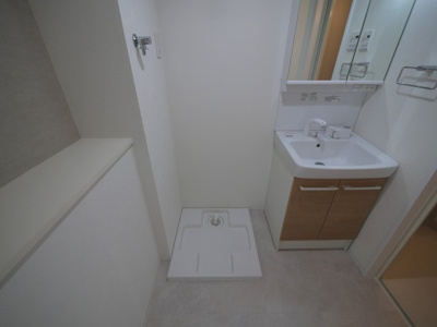 【設備】 | S-MOVE緑橋Ⅱ | 洗濯機置き場です