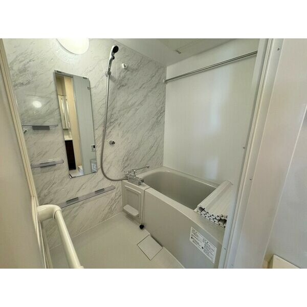 JoyFirst(ジョイファースト)の浴室