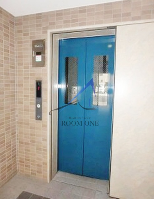 Peaceful Court 菊川のその他共用部分|エレベーターです。