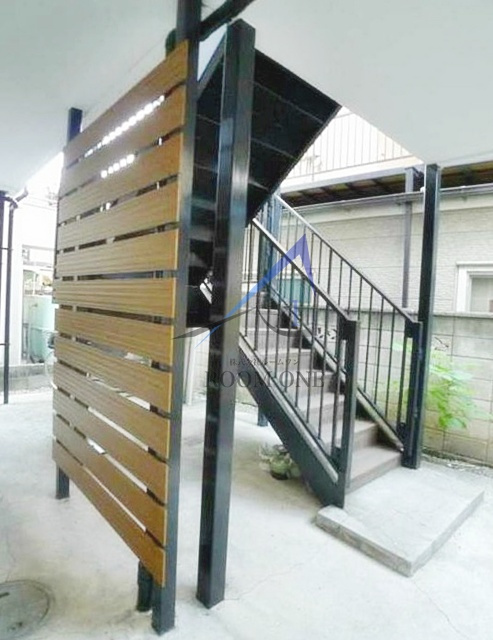 イスト池袋のその他共用部分|共用階段です。