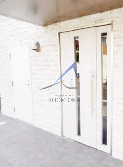 ラ・ルーチェのエントランス|エントランスです。