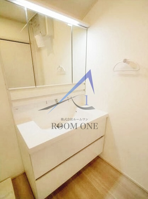 フォレスタ　とりげつ坂の洗面所|独立洗面台です。