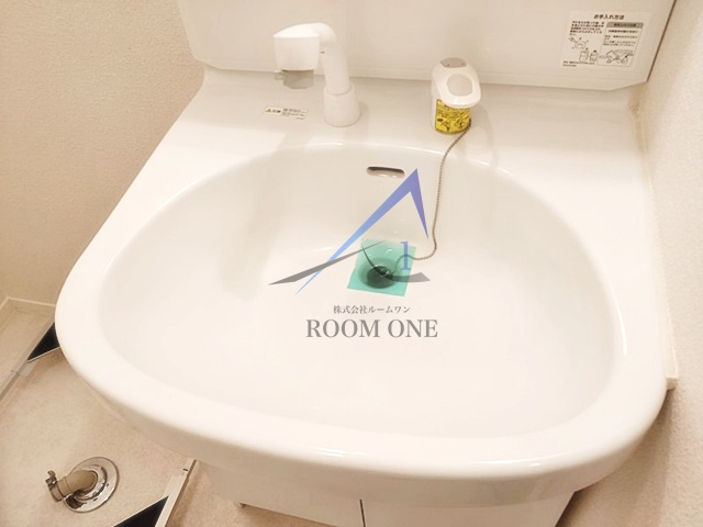 トゥールモンド文京の洗面所|独立洗面台です。