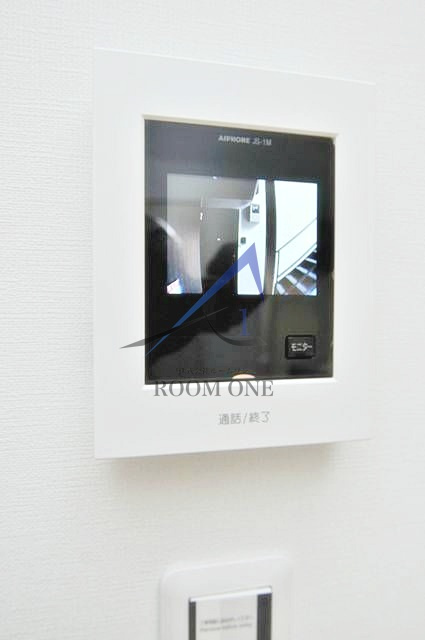 グランハウス池袋のセキュリティ|モニター付きインターホンです。